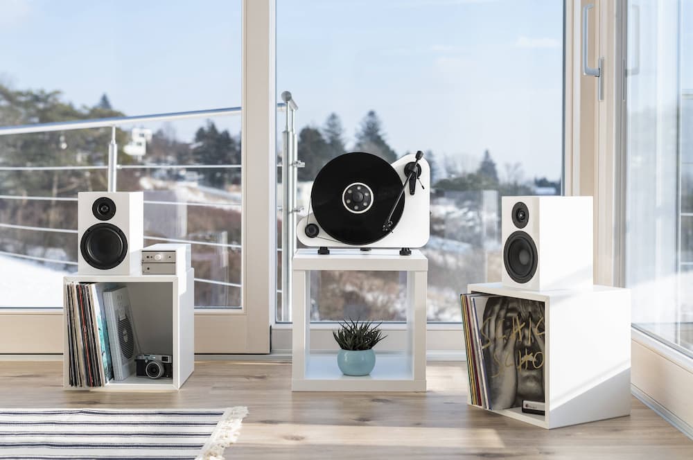 What Are the Benefits of Whole Home Audio Systems